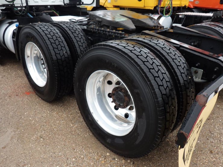 international-lt-image-14