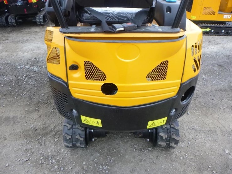 2025-vicsec-vc15p-hydraulic-excavator-image-17