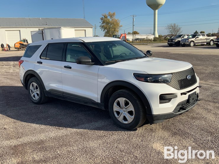 ford-explorer-police-interceptor-image-3