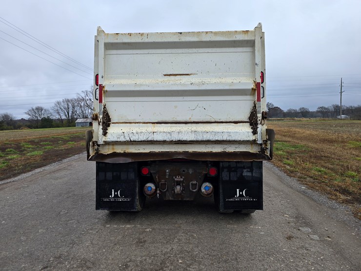 peterbilt-367-image-22