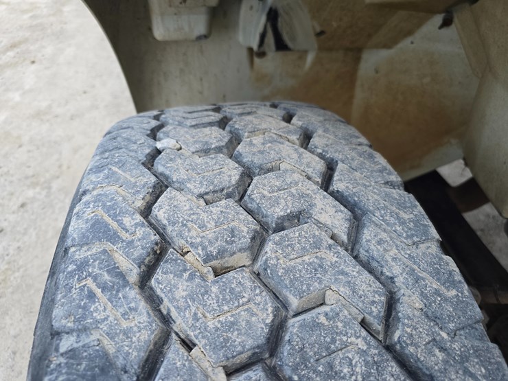 international-durastar-4300-image-34