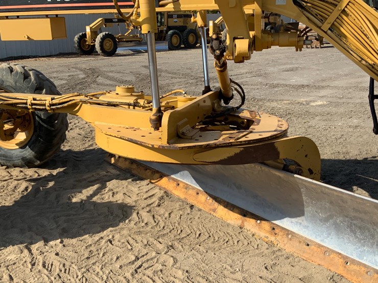 2005-caterpillar-140h-vhp-plus-image-18