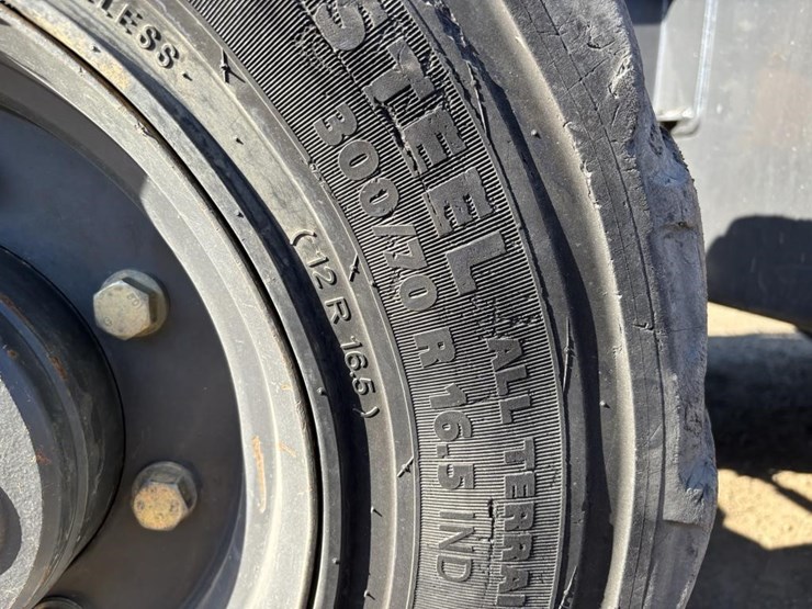 2021-case-570n-ep-image-23