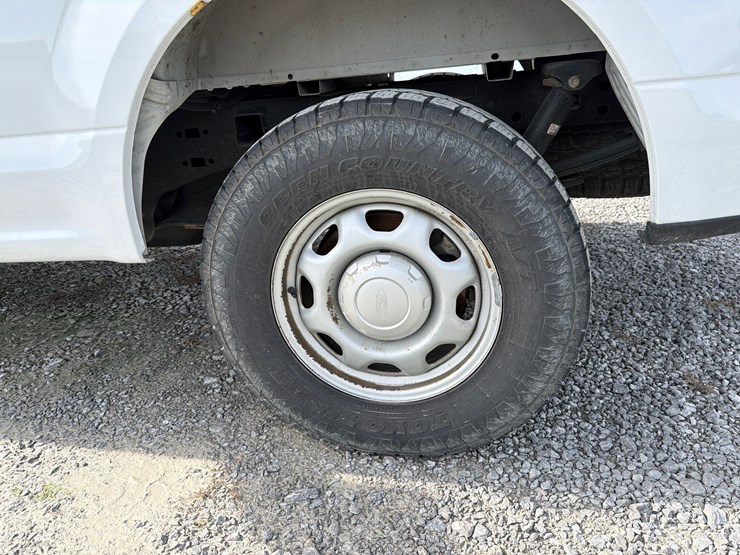 2019-ford-f150-xl-image-9