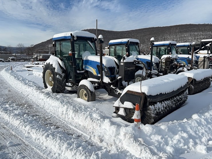 new-holland-t4030-image-4