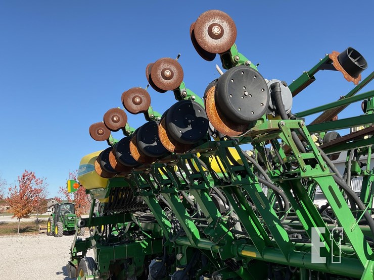 john-deere-1790-image-20