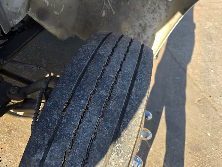 international-durastar-4300-image-31