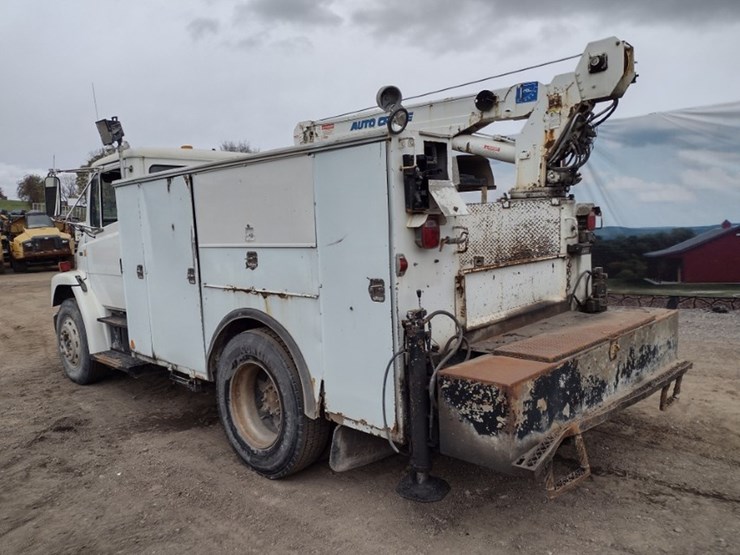 freightliner-fl70-image-31