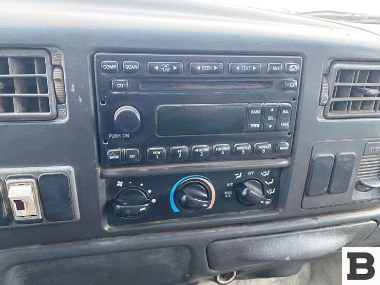 2006-ford-f750-image-61