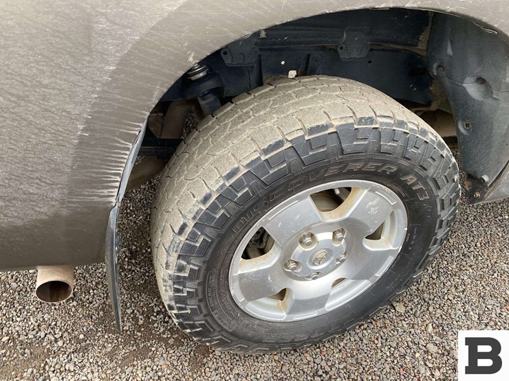 2013-toyota-tundra-image-22