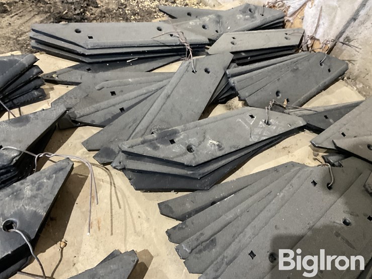 nichols-h151617-hiniker-cultivator-blades-image-11