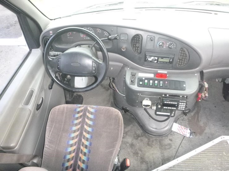 1997-ford-e450-image-19