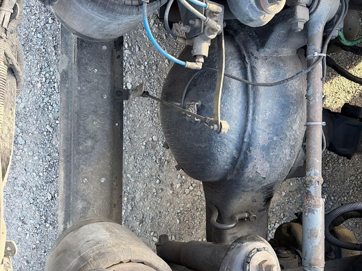 1999-peterbilt-379-image-8