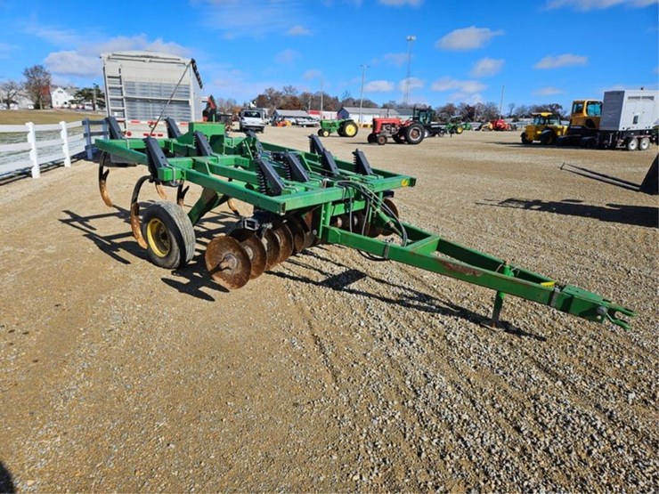 john-deere-714-image-7