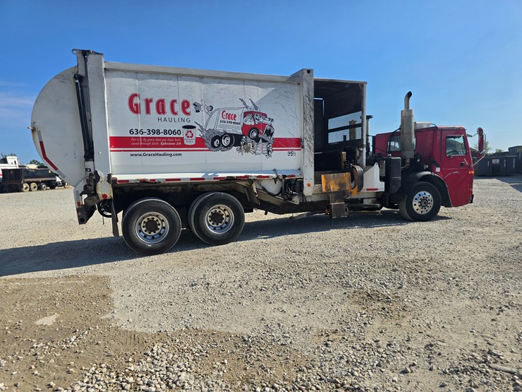 2007-mack-le613-image-29