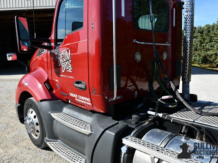 2019-kenworth-t680-image-17