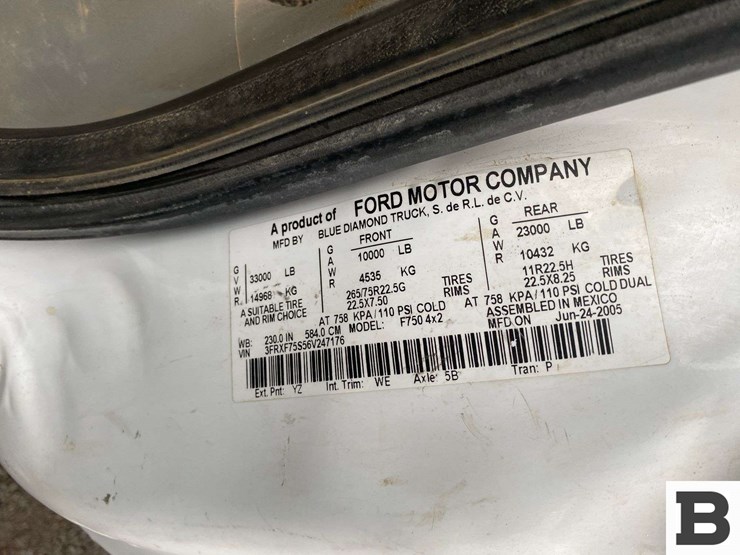 2006-ford-f750-image-52