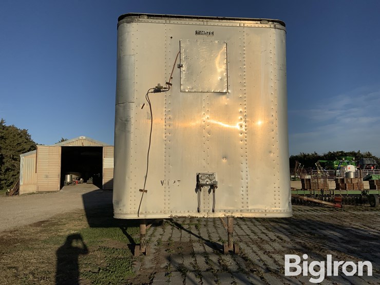 1960-timpte-t/a-nurse-tank-van-trailer-image-2