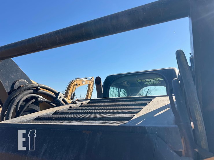 caterpillar-299d2-image-19