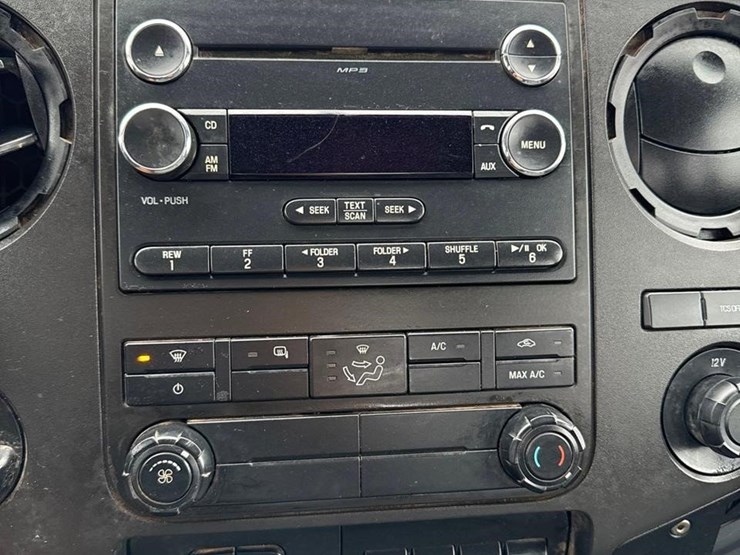 ford-f450-xl-image-17