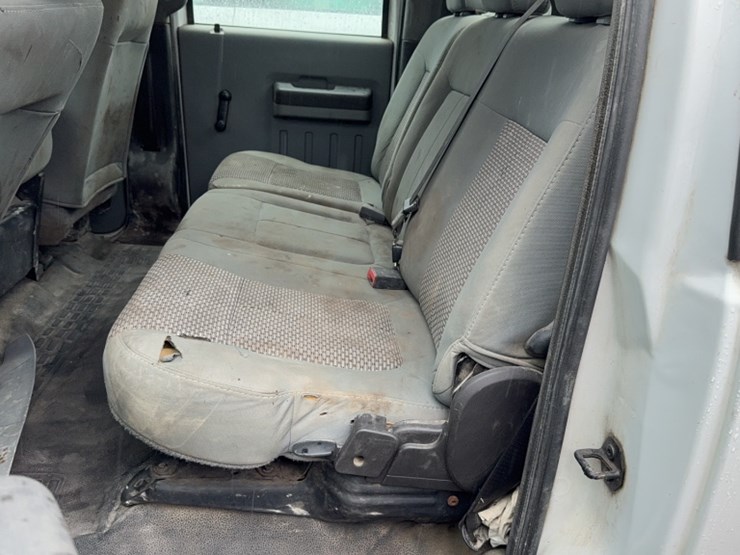 2011-ford-f250-image-17