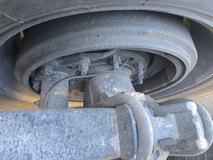 2005-peterbilt-379-image-117