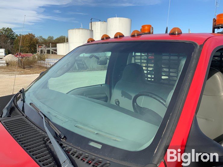 ford-f450-xl-image-10