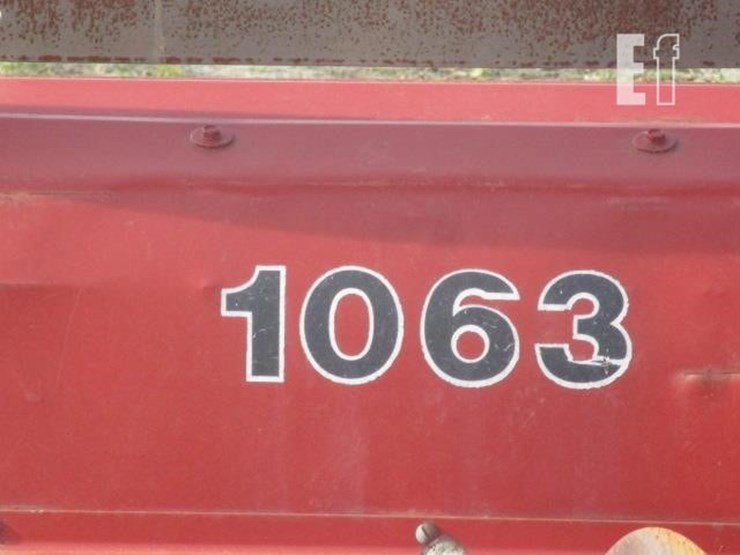 case-ih-1063-image-3