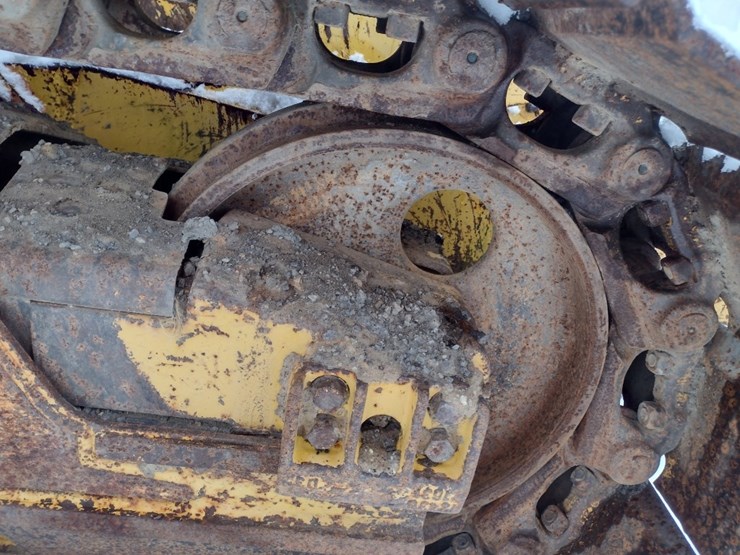 komatsu-d41e-6-image-25