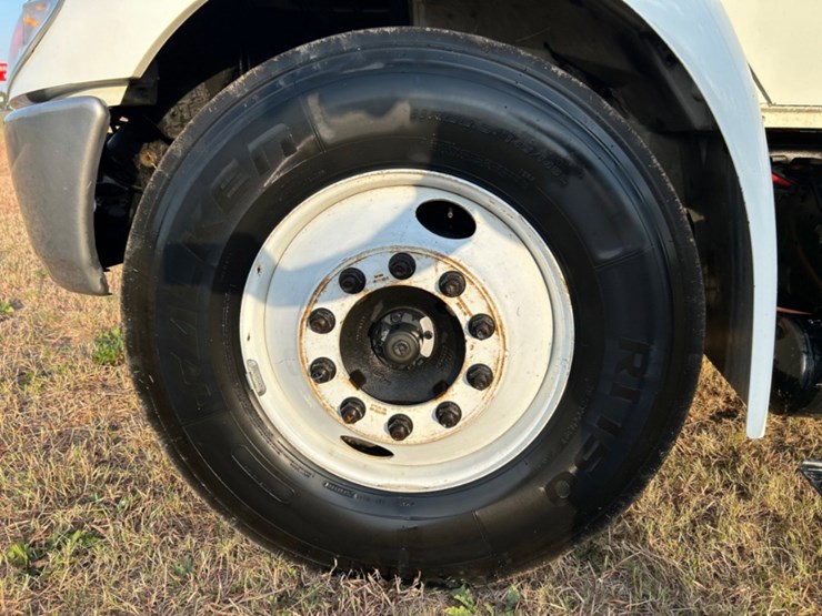 international-durastar-4300-image-11