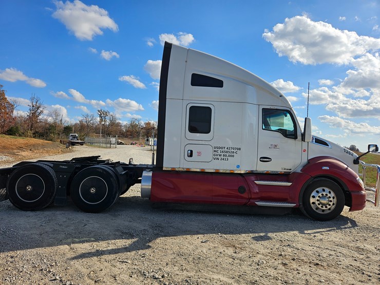 2021-kenworth-t680-image-22
