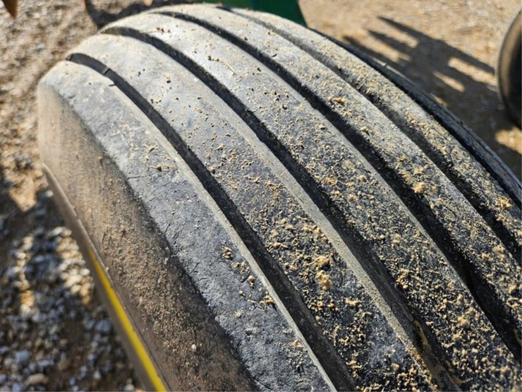 john-deere-714-image-26