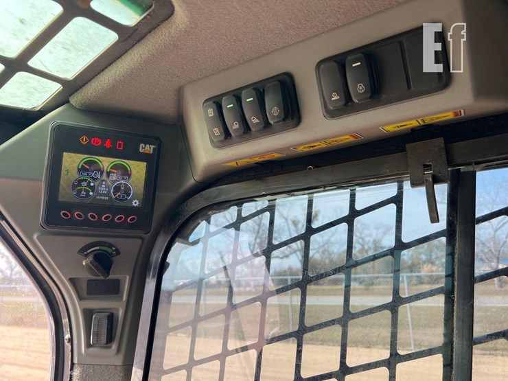 caterpillar-299d3-xe-image-32