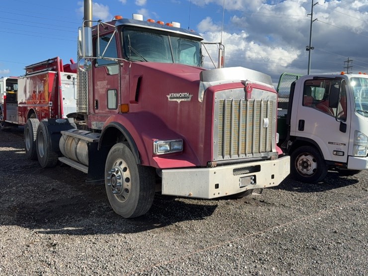 2008-kenworth-t800-image-3