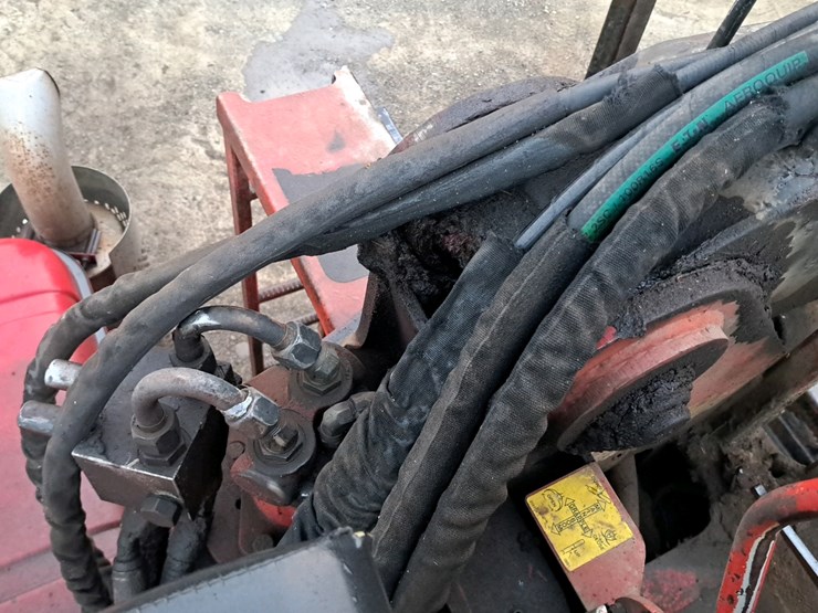 international-2001-image-33