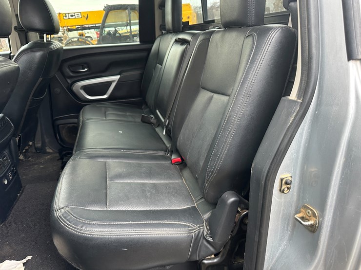 2019-nissan-titan-image-23