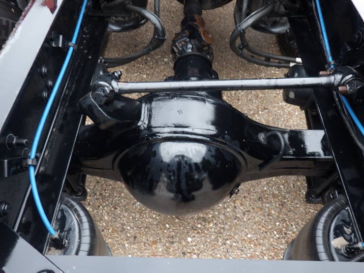 freightliner-cascadia-116-image-12