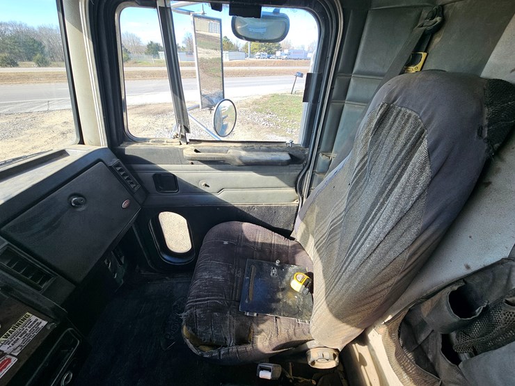 peterbilt-379-image-76