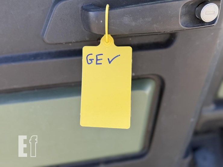 john-deere-gator-xuv-835r-image-4