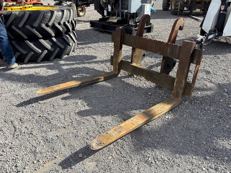 #122461-•-cat-it-53"-hang-on-ldr-forks-image-3