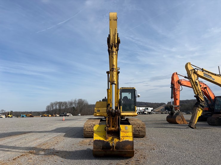 komatsu-pc220-lc-7l-image-2