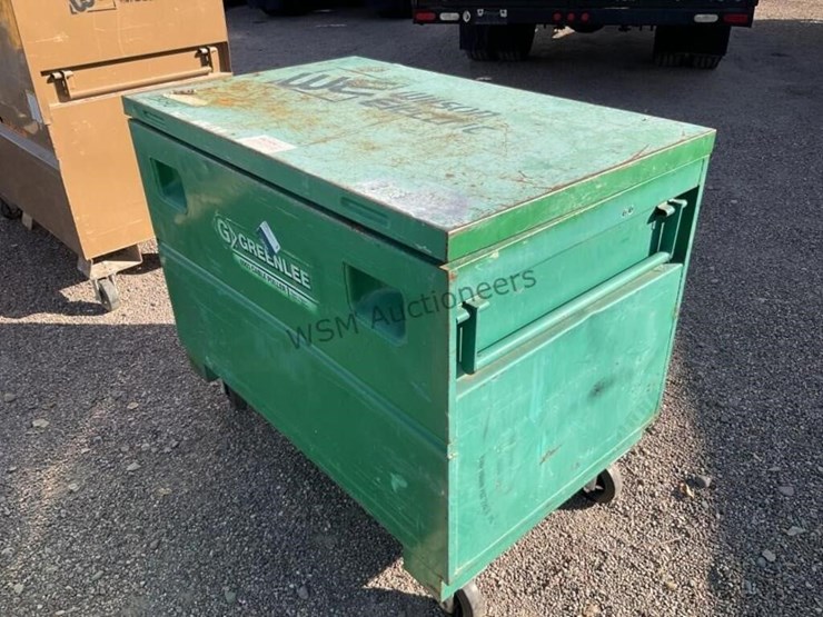 steel-job-box-w/-cable-tugger-image-2