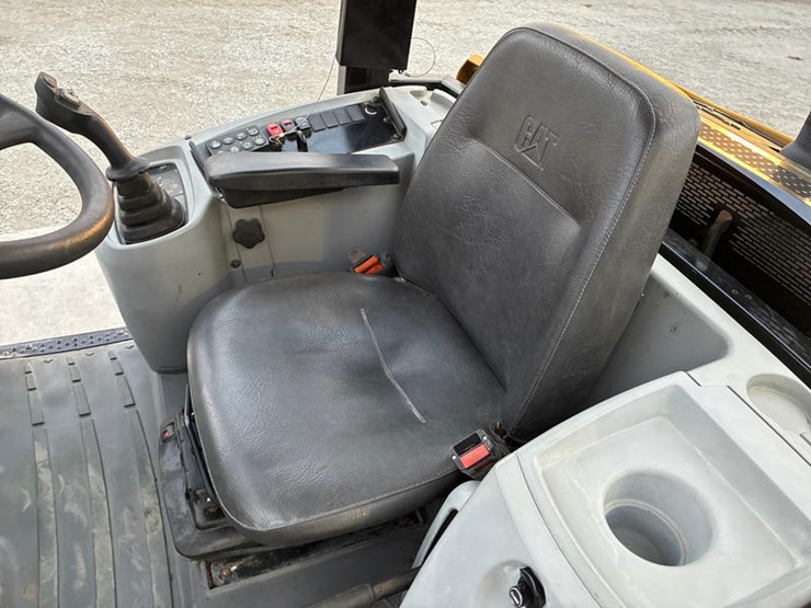 caterpillar-906m-image-57