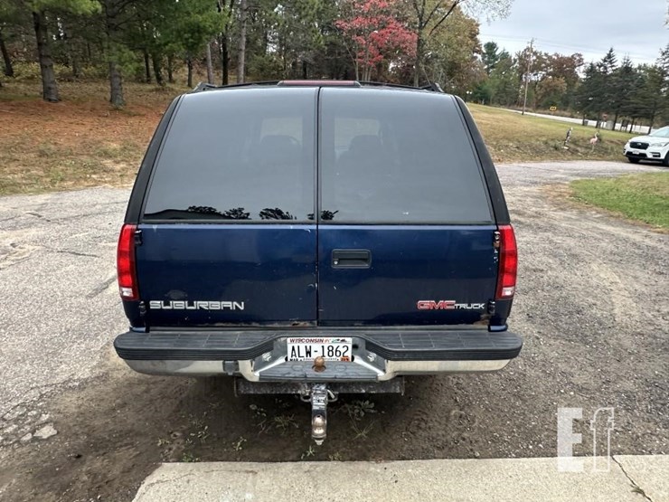 1995-gmc-suburban-image-5