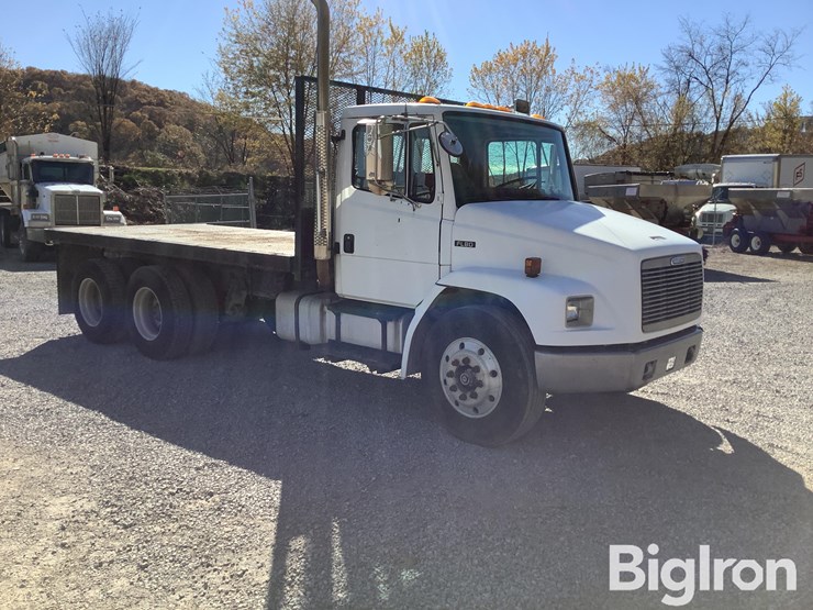 1998-freightliner-fl80-image-3