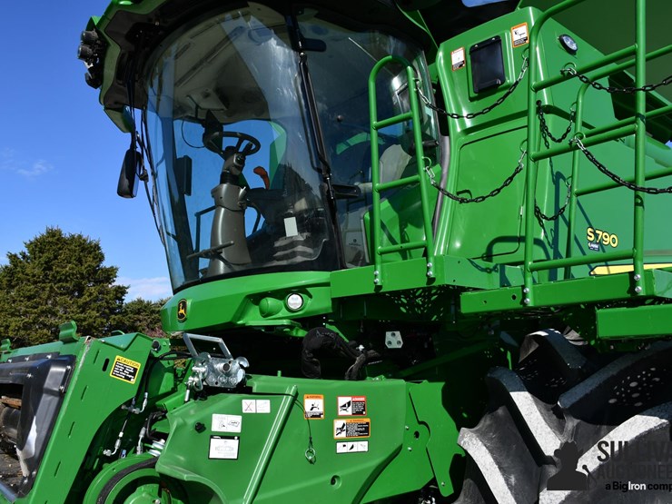 john-deere-s790-image-12