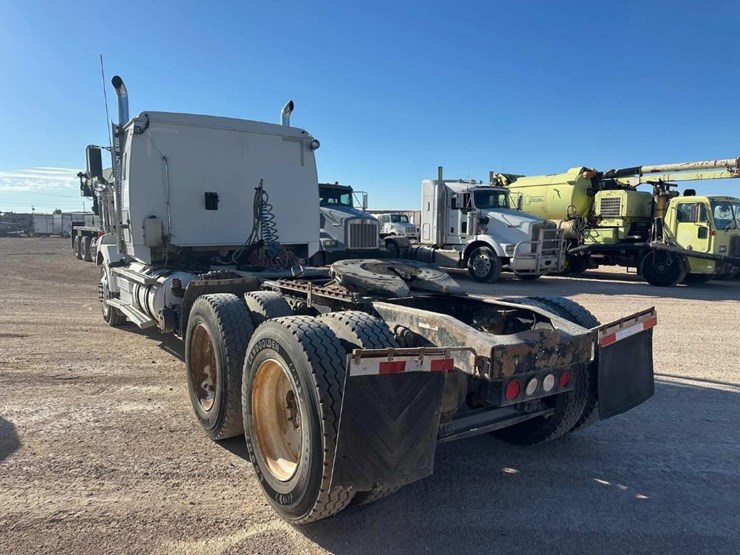 2011-western-star-4900-image-5