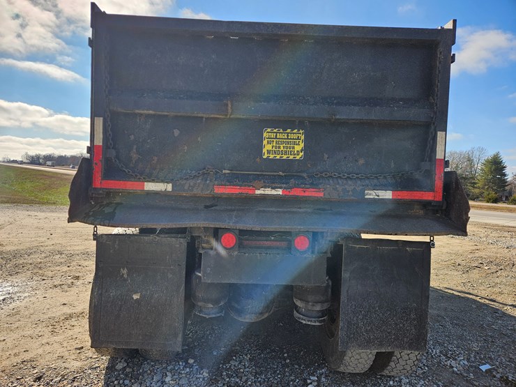 peterbilt-379-image-15