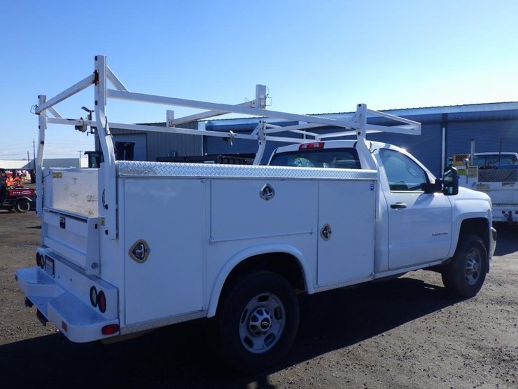 chevrolet-2500hd-image-3