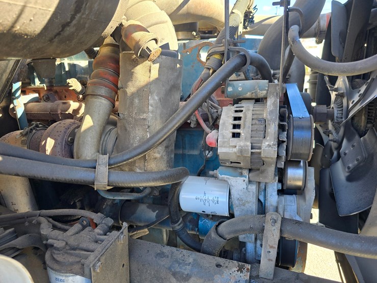 1999-international-4700-image-51